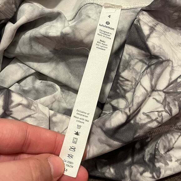 Lululemon Wunder Under High Rise Leggings - Picture 5 of 6